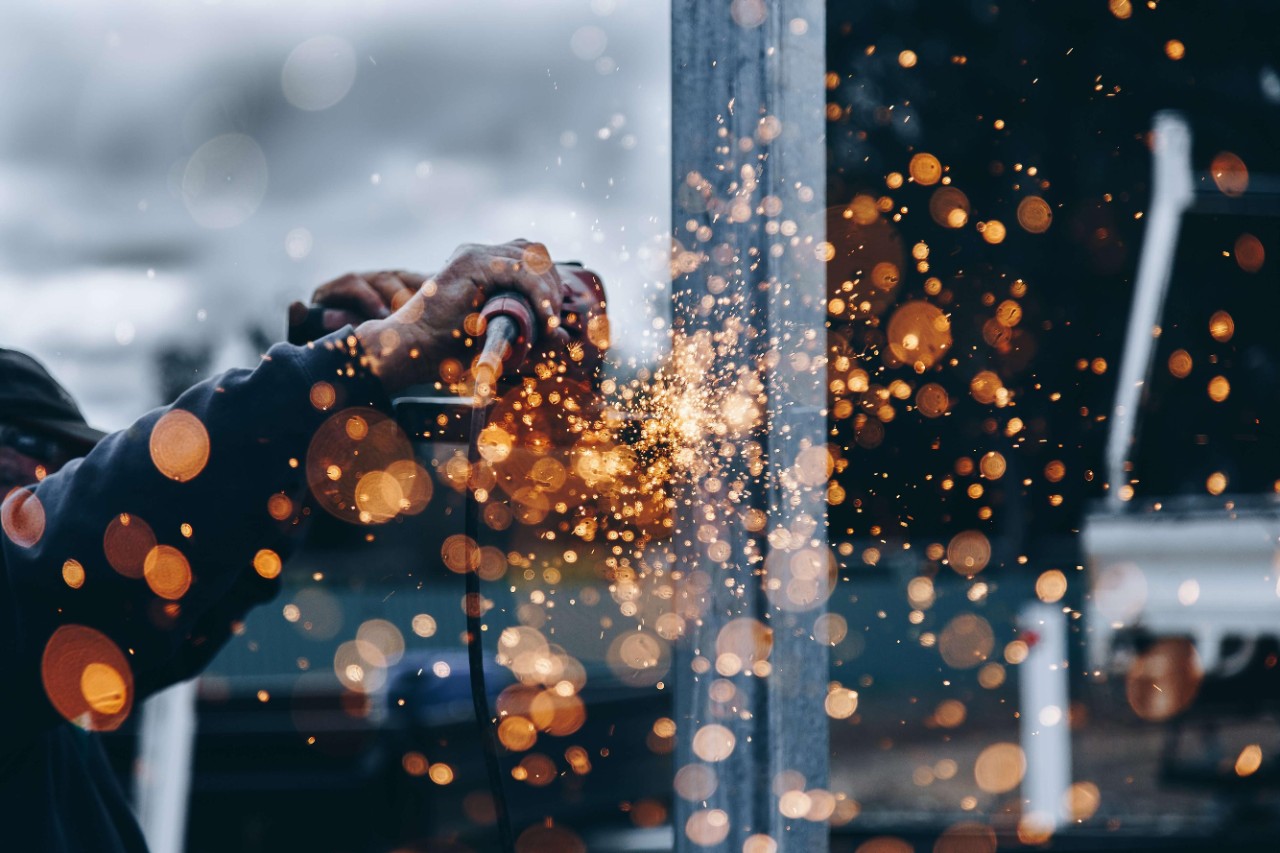 christopher-burns-8KfCR12oeUM-unsplash (1) (1)